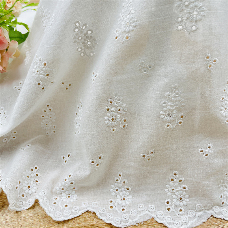 Scalloped Edge Eyelet Floral E - Sewing Eyelet Fabric ulasan dan harga