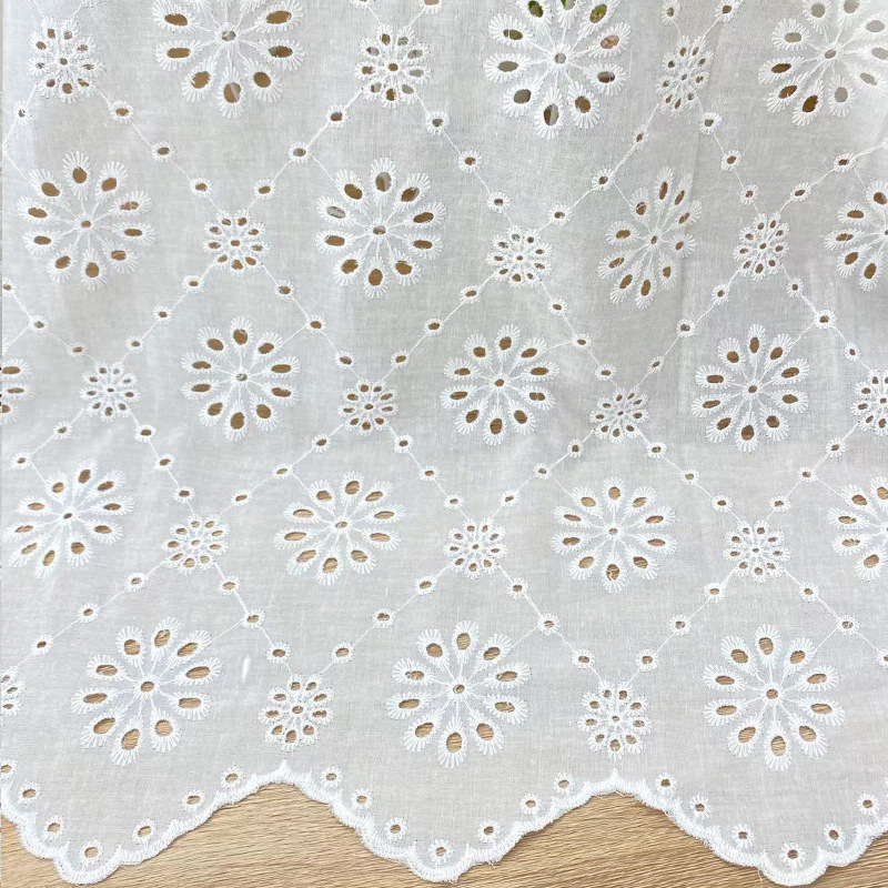 Scalloped Edge Eyelet Floral E - Sewing Eyelet Fabric ulasan dan harga